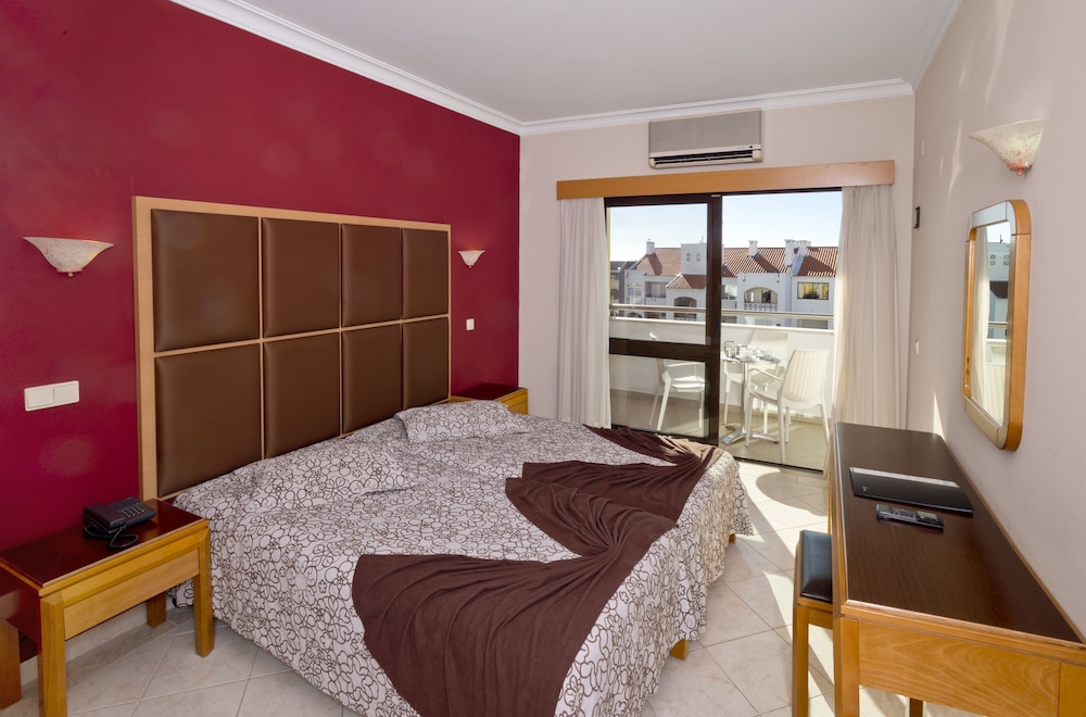 Paladim & Alagoamar Hotels — Hotel rooms in Albufeira, Faro