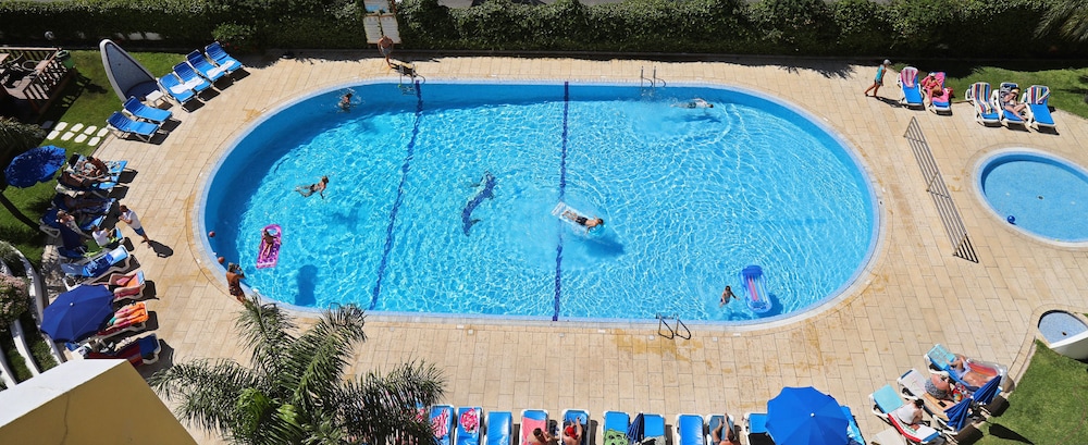 Paladim & Alagoamar Hotels — Swimming pool in Albufeira, Faro