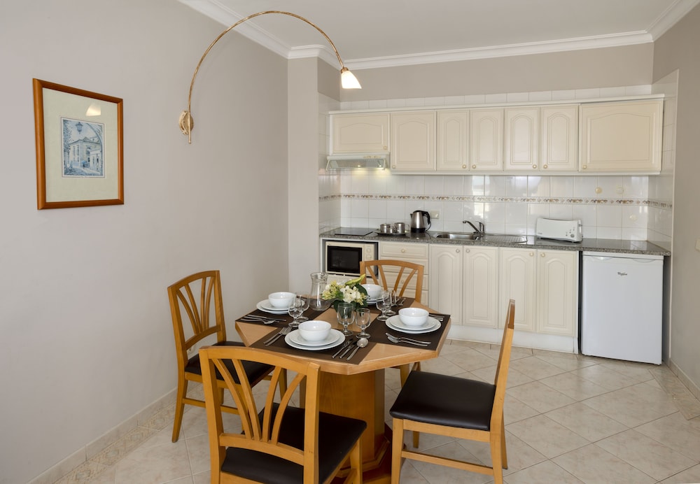 Paladim & Alagoamar Hotels — Hotel rooms in Albufeira, Faro