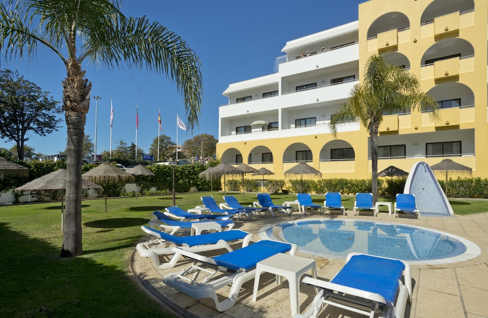 Paladim & Alagoamar Hotels — Swimming pool in Albufeira, Faro