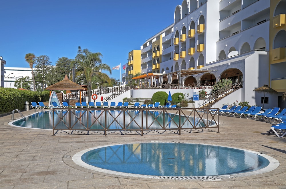 Paladim & Alagoamar Hotels — Swimming pool in Albufeira, Faro