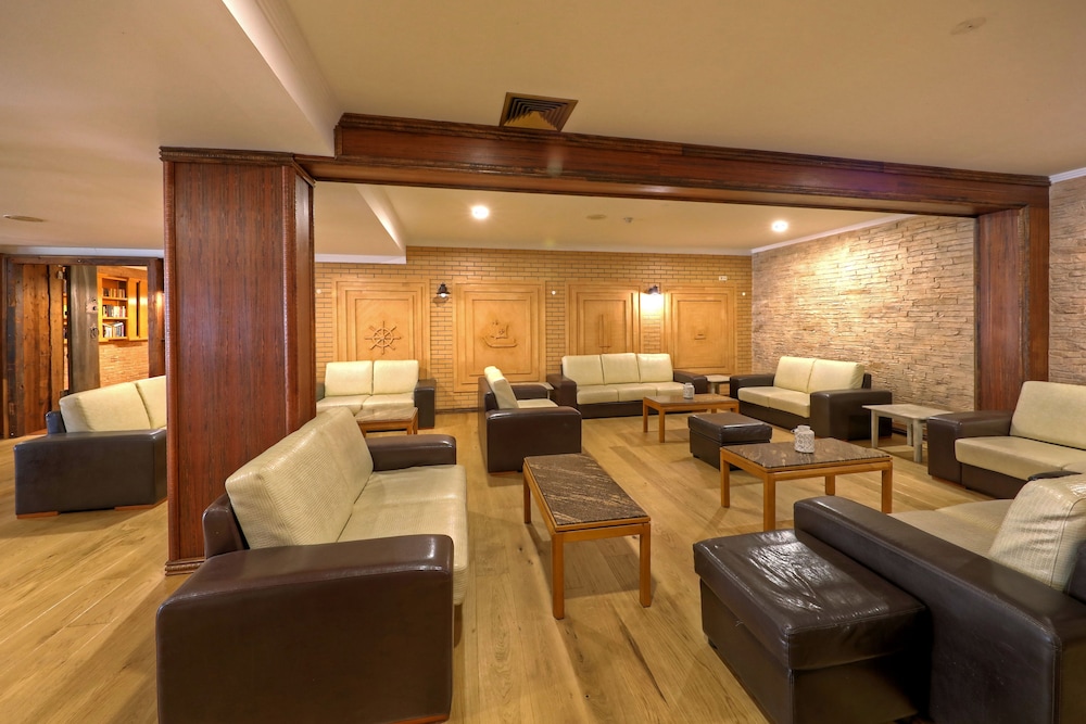 Paladim & Alagoamar Hotels — Restaurant & bars in Albufeira, Faro