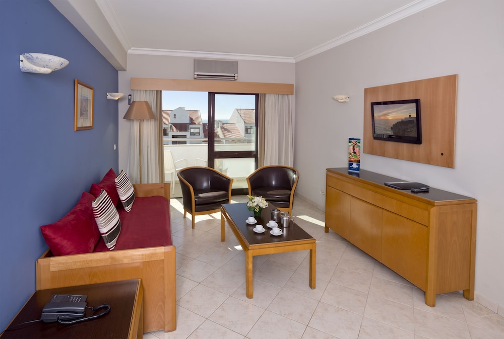 Paladim & Alagoamar Hotels — Hotel rooms in Albufeira, Faro