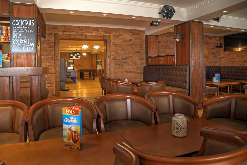 Paladim & Alagoamar Hotels — Restaurant & bars in Albufeira, Faro