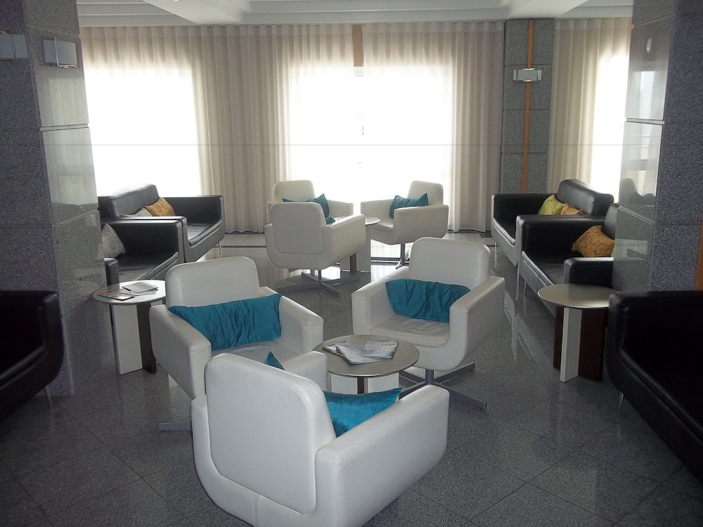 Paladim & Alagoamar Hotels — Hotel building in Albufeira, Faro