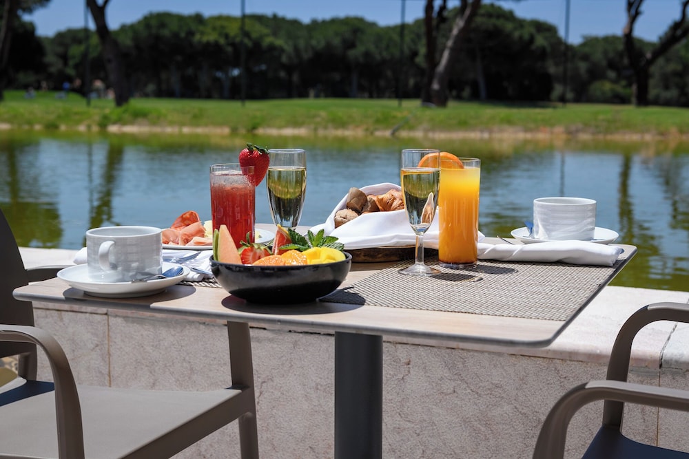 Pestana Vila Sol Golf - Vilamoura — Restaurant & bars in Vilamoura, Faro