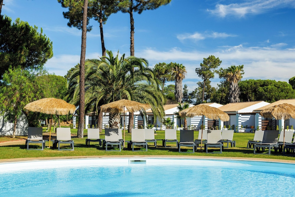 Pestana Vila Sol Golf - Vilamoura — Swimming pool in Vilamoura, Faro