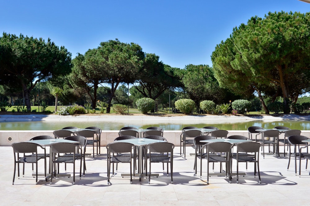 Pestana Vila Sol Golf - Vilamoura — Restaurant & bars in Vilamoura, Faro