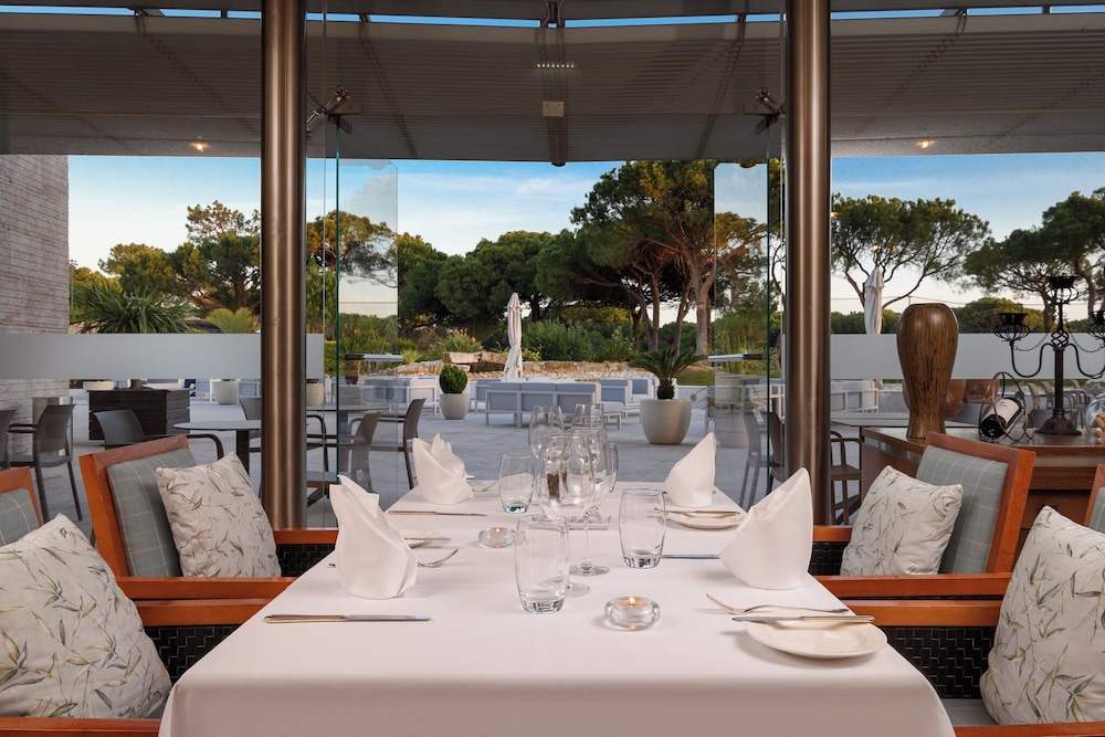 Pestana Vila Sol Golf - Vilamoura — Restaurant & bars in Vilamoura, Faro