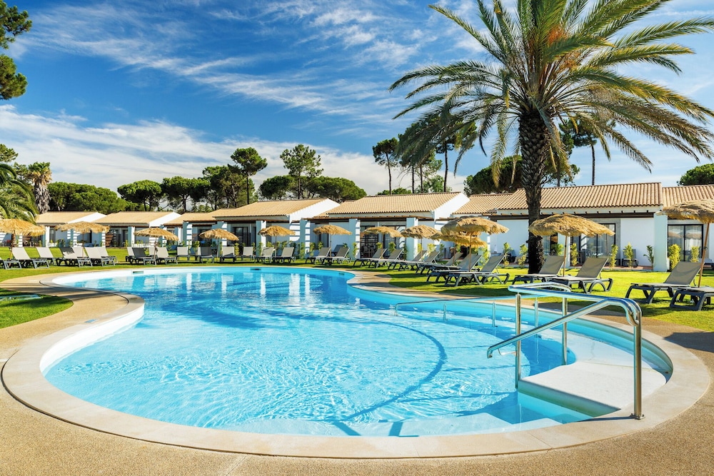 Pestana Vila Sol Golf - Vilamoura — Swimming pool in Vilamoura, Faro