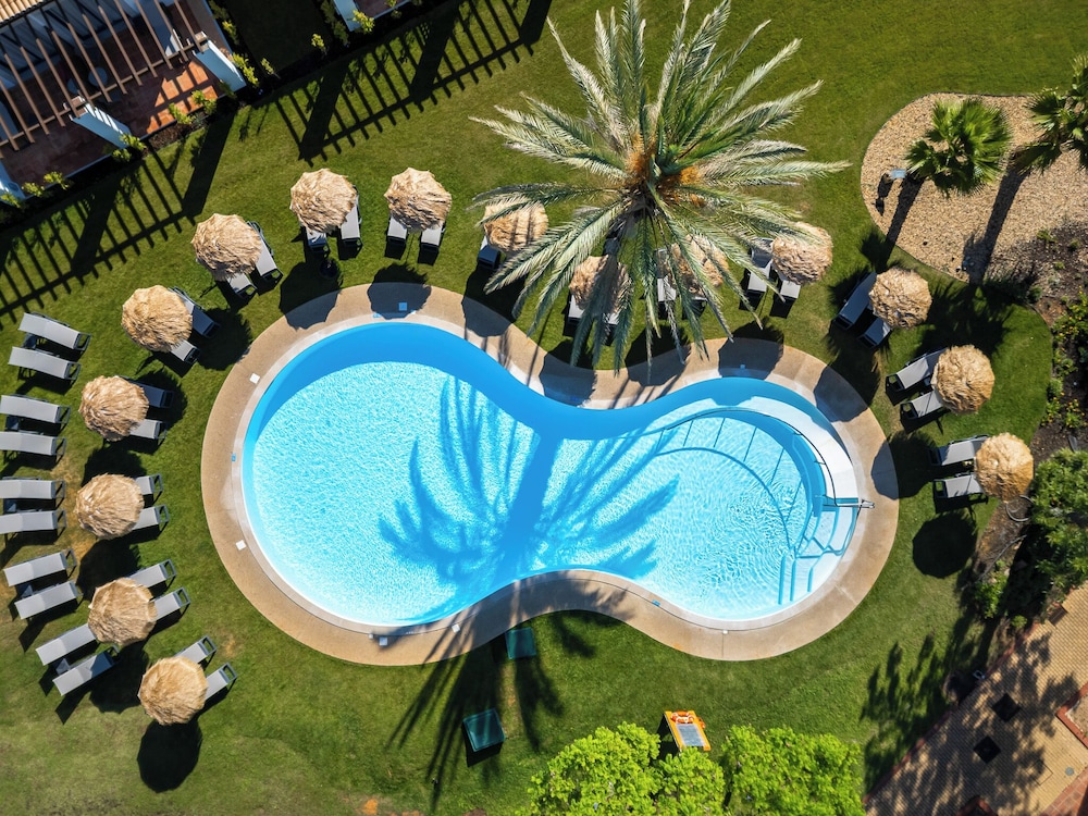 Pestana Vila Sol Golf - Vilamoura — Swimming pool in Vilamoura, Faro
