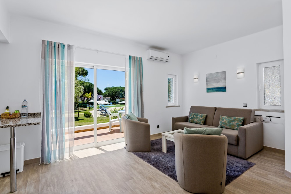 Prado Villas — Hotel rooms in Vilamoura, Faro