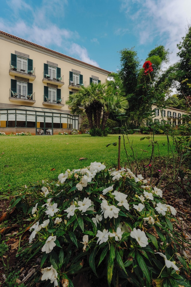 Quinta da Bela Vista - Madeira — Hotel building in Funchal, Madeira