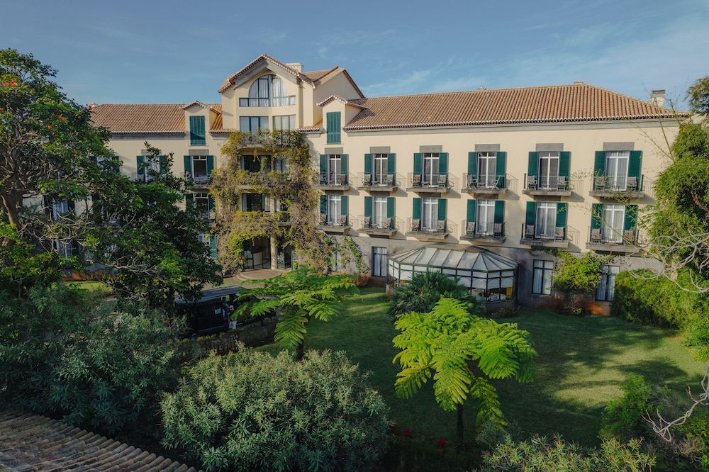 Quinta da Bela Vista - Madeira — Hotel building in Funchal, Madeira