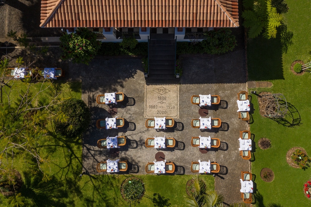 Quinta Jardins do Lago — Restaurant & bars in Funchal, Madeira