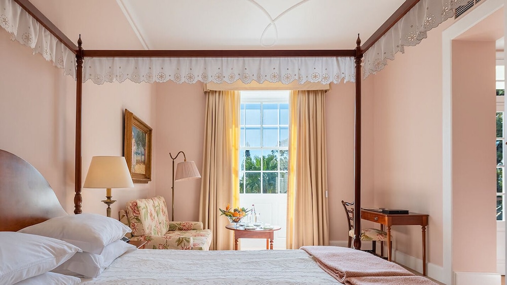Quinta Jardins do Lago — Hotel rooms in Funchal, Madeira