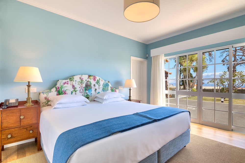 Quinta Jardins do Lago — Hotel rooms in Funchal, Madeira