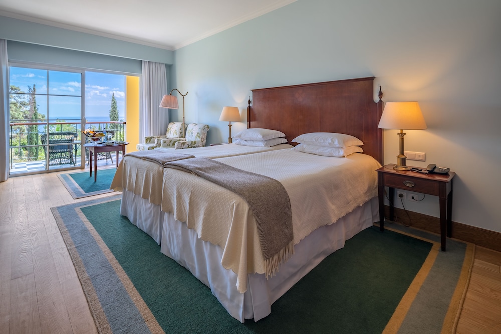 Quinta Jardins do Lago — Hotel rooms in Funchal, Madeira