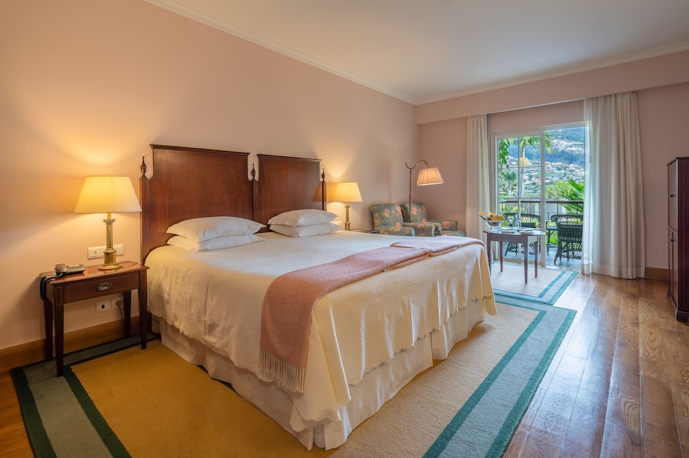 Quinta Jardins do Lago — Hotel rooms in Funchal, Madeira