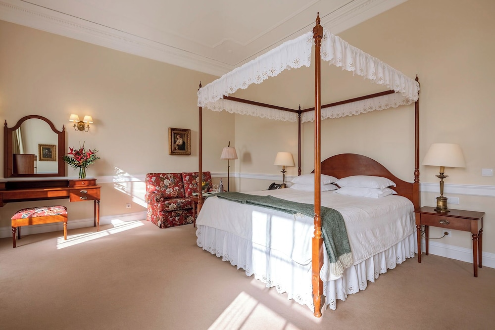Quinta Jardins do Lago — Hotel rooms in Funchal, Madeira