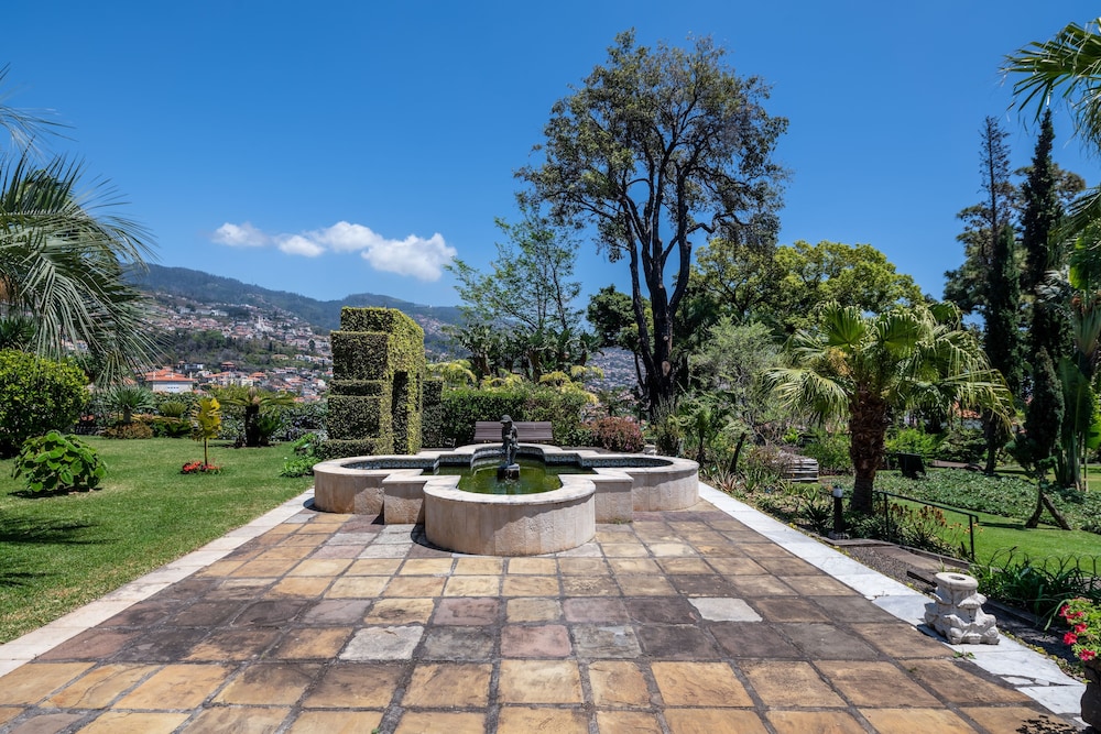 Quinta Jardins do Lago — Attractions in the area in Funchal, Madeira