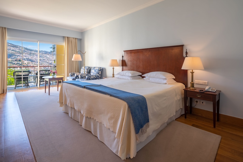 Quinta Jardins do Lago — Hotel rooms in Funchal, Madeira