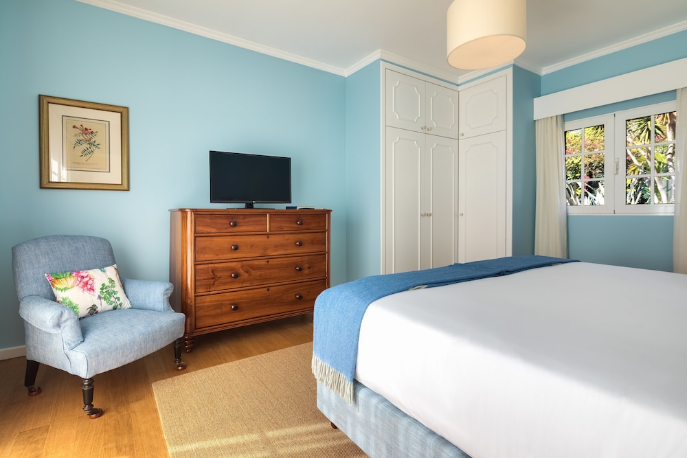 Quinta Jardins do Lago — Hotel rooms in Funchal, Madeira