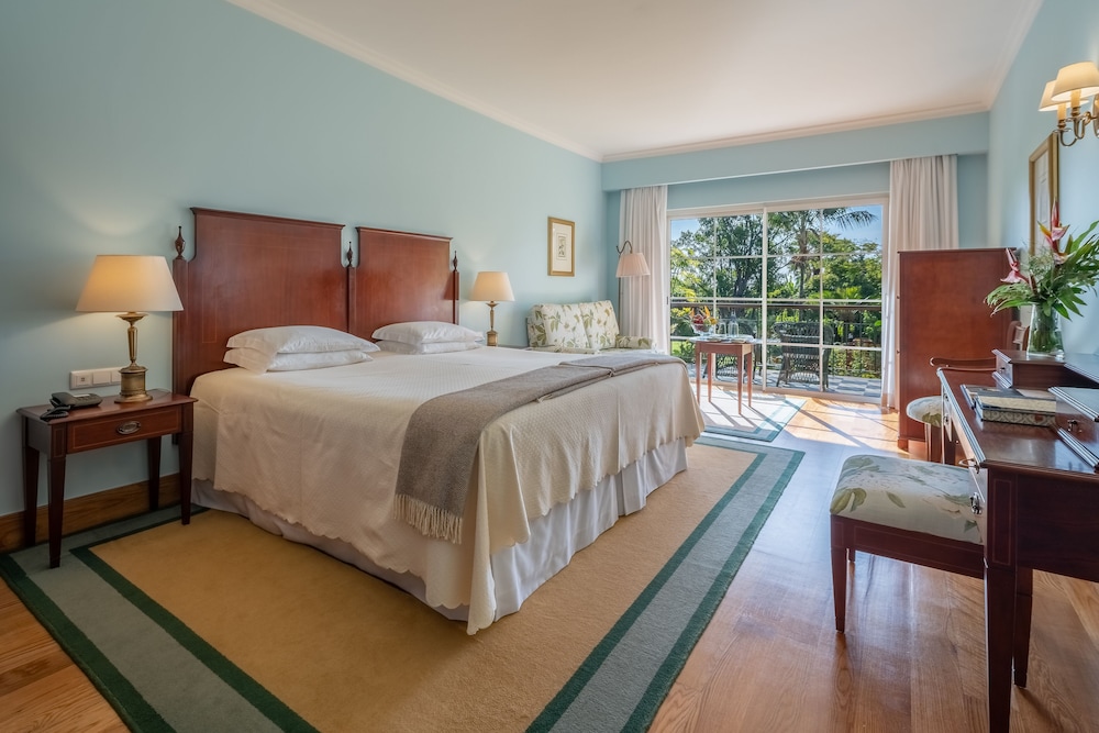 Quinta Jardins do Lago — Hotel rooms in Funchal, Madeira