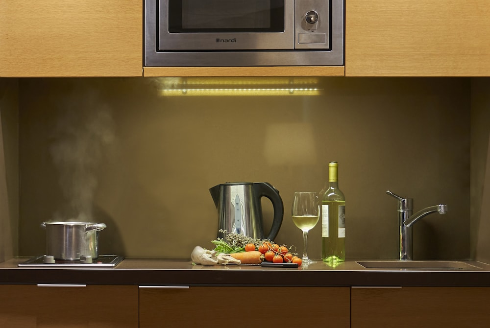 Suite Hotel Eden Mar, by PortoBay — Hotel rooms in Funchal, Madeira