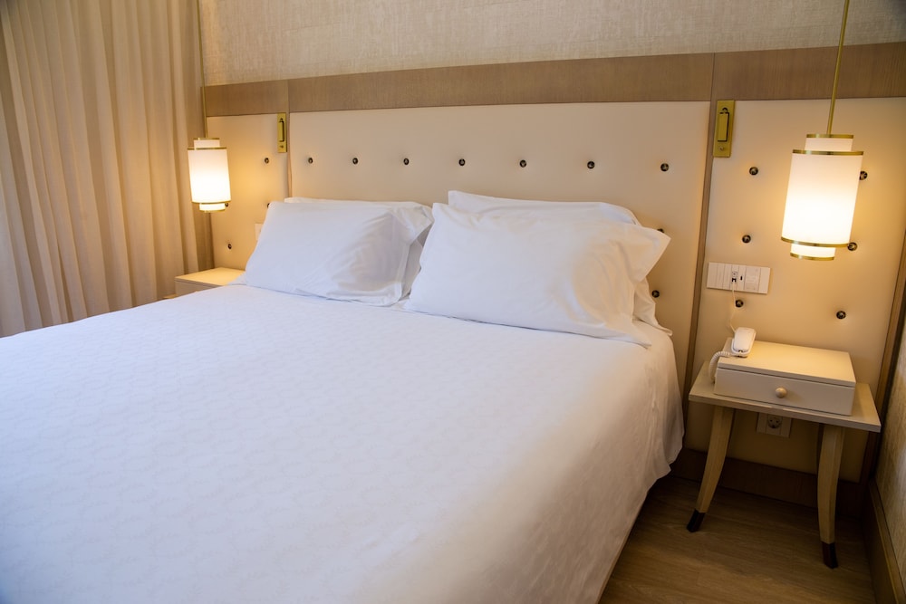 Vila Alba Resort — Hotel rooms in Carvoeiro, Faro