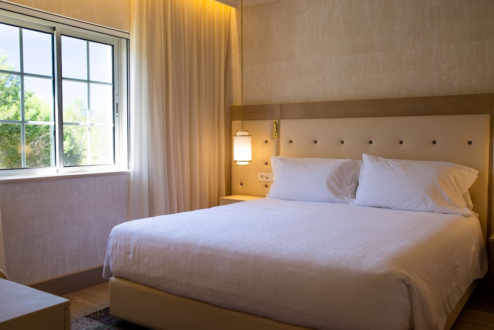 Vila Alba Resort — Hotel rooms in Carvoeiro, Faro