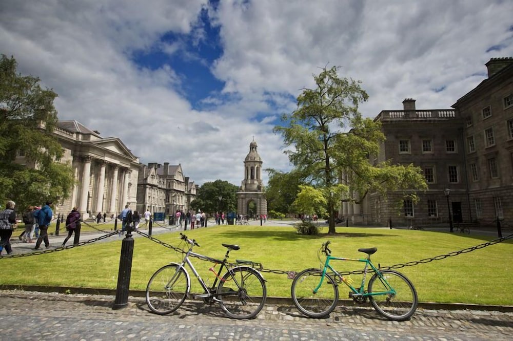 Iveagh Garden Hotel — Attractions in the area in Dublin, Dublin City