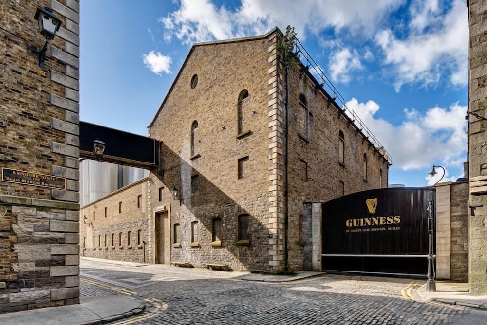 Iveagh Garden Hotel — Attractions in the area in Dublin, Dublin City