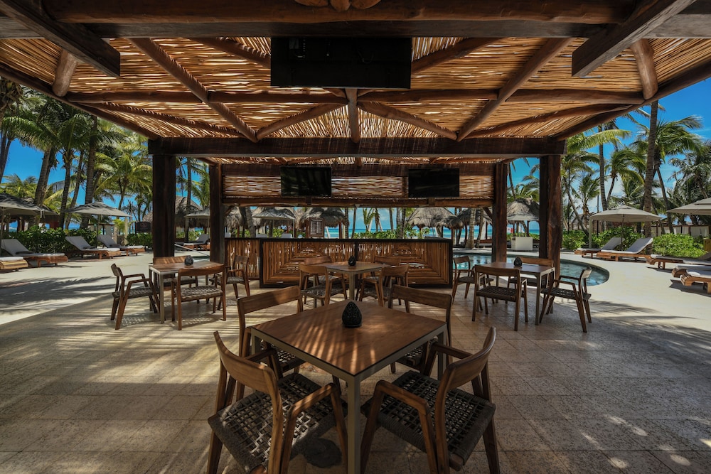 El Dorado Maroma, All & More Inclusive - Adults Only — Restaurant & bars in Playa del Carmen, Quintana Roo