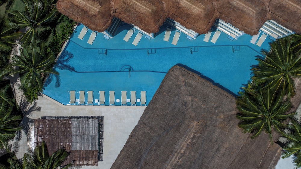 El Dorado Maroma, All & More Inclusive - Adults Only — Swimming pool in Playa del Carmen, Quintana Roo