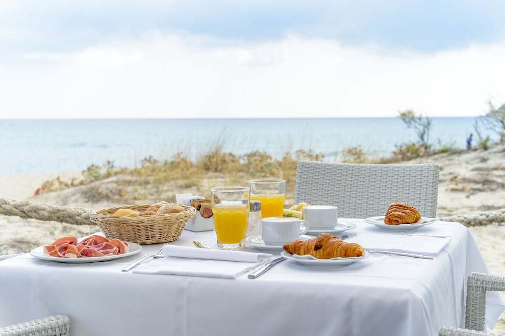 Hotel Garden Beach — Restaurant & bars in Castiadas, Sardinia
