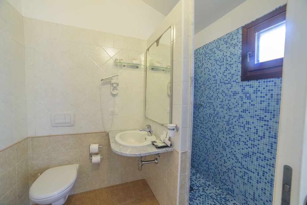 Hotel Garden Beach — Hotel rooms in Castiadas, Sardinia