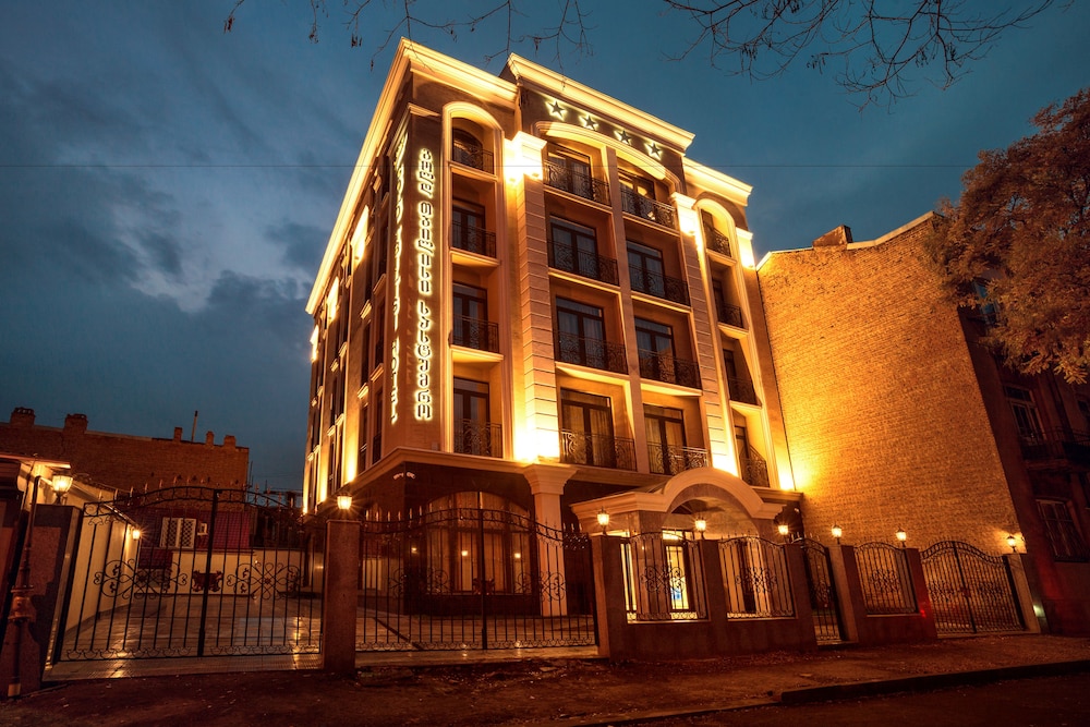 Gold Tbilisi Hotel - zdjęcie 2