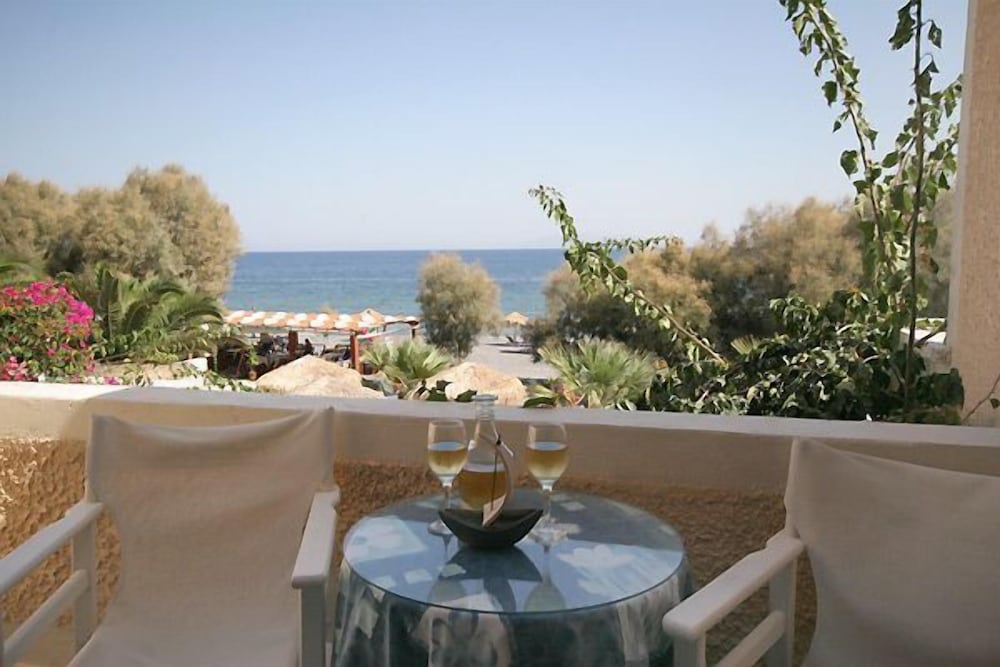 The Boathouse Hotel — Beach in Kamari, South Aegean