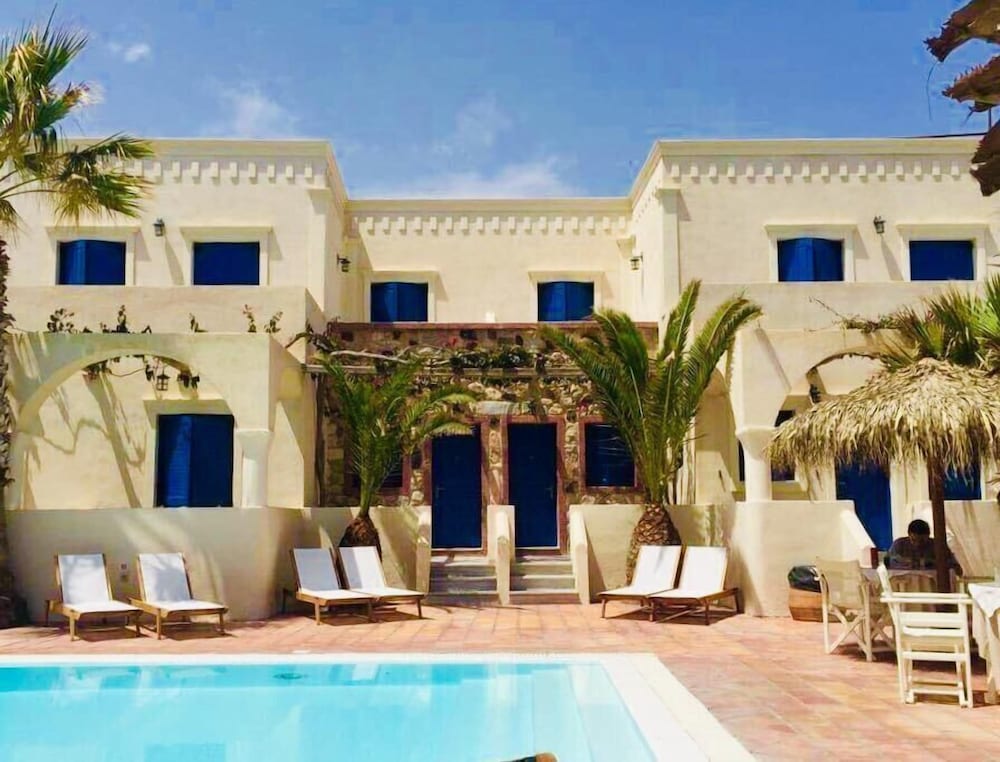The Boathouse Hotel — Hotel building in Kamari, South Aegean