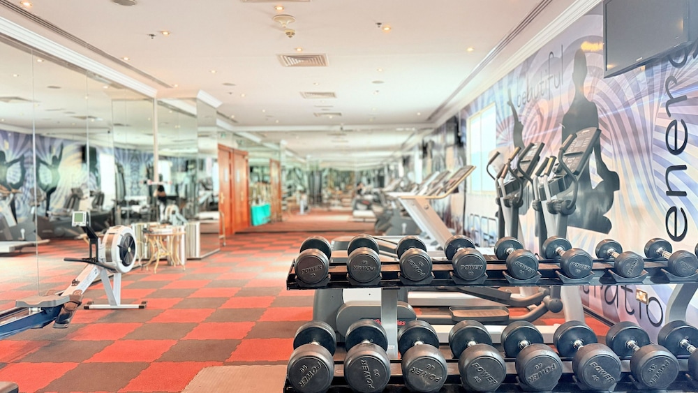 Sunday Hotel Al Barsha Dubai Mall of the Emirates — Sports & recreation in Dubai