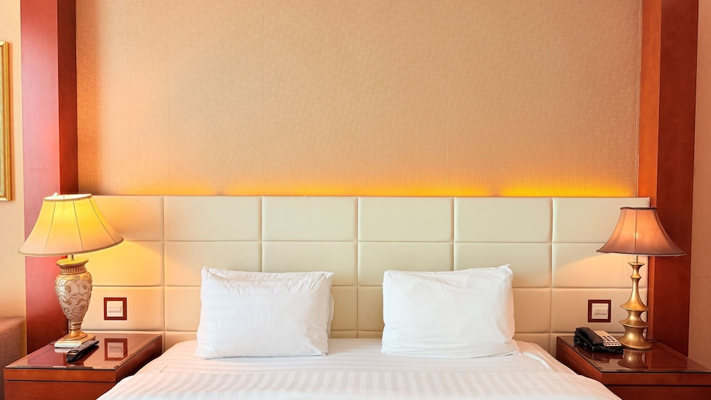 Sunday Hotel Al Barsha Dubai Mall of the Emirates — Hotel rooms in Dubai