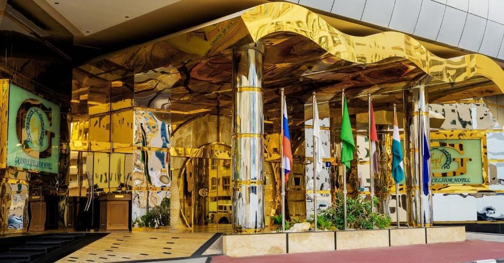Sunday Hotel Al Barsha Dubai Mall of the Emirates — Attractions in the area in Dubai