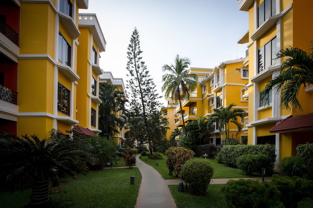 Adamo The Bellus Calangute — Hotel building in Calangute, Goa