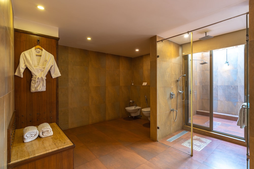 Adamo The Bellus Calangute — Hotel rooms in Calangute, Goa
