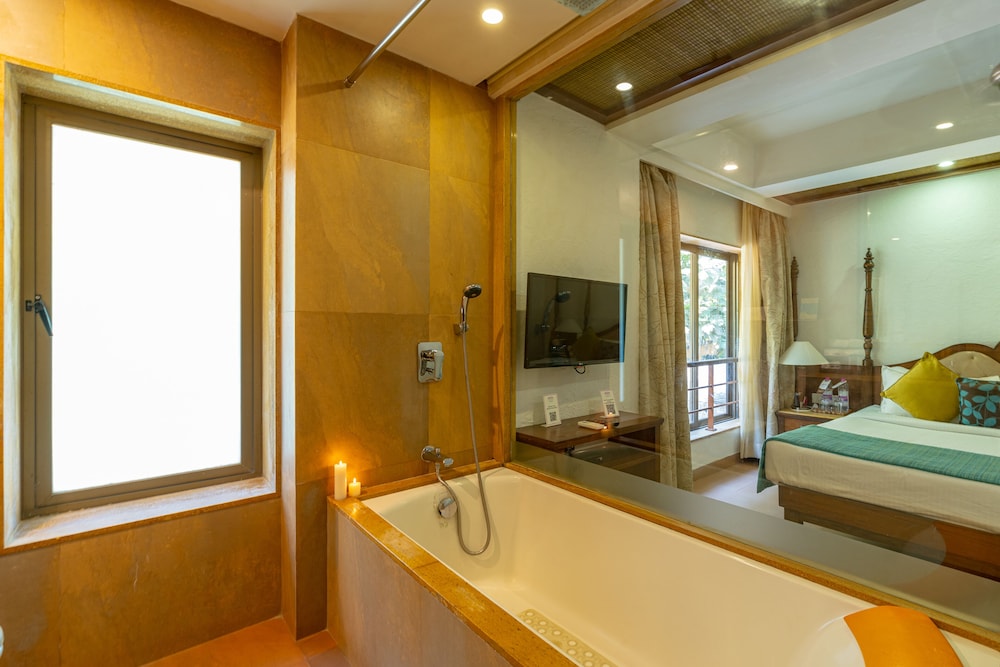 Adamo The Bellus Calangute — Hotel rooms in Calangute, Goa
