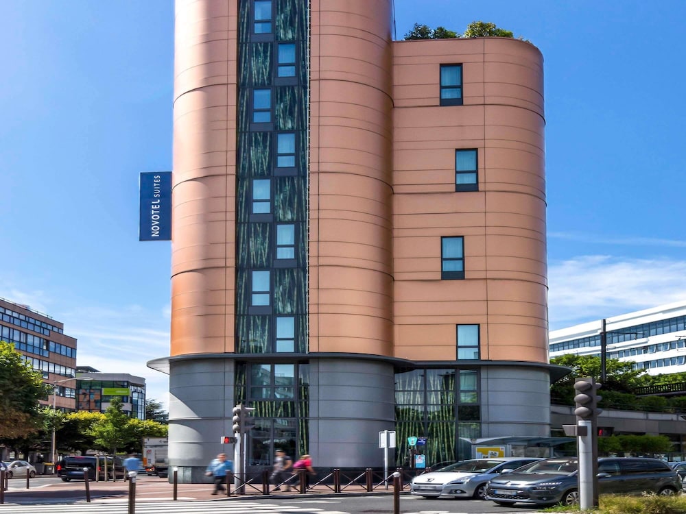 Novotel Suites Paris Issy les Moulineaux - zdjęcie 2