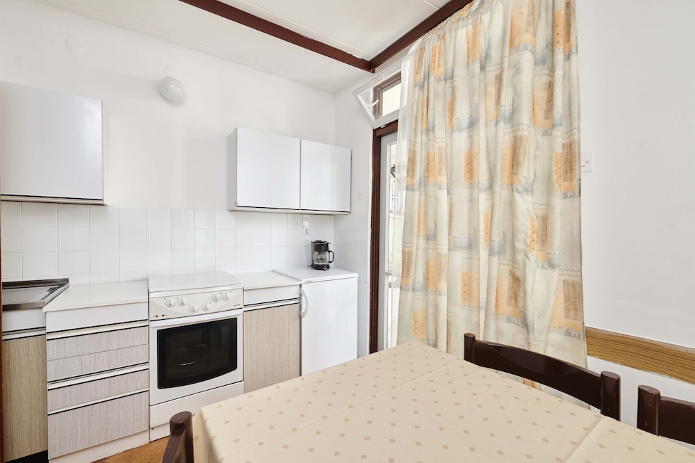 Apartments Astra — Hotel rooms in Poreč, Istria