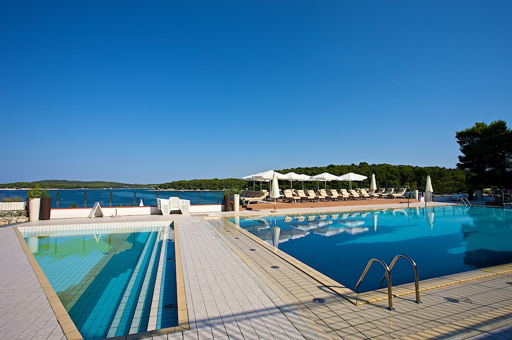 Horizont Resort — Swimming pool in Pula, Istria