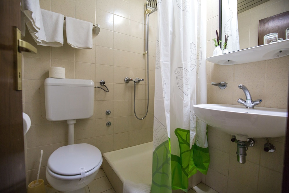 Horizont Resort — Hotel rooms in Pula, Istria